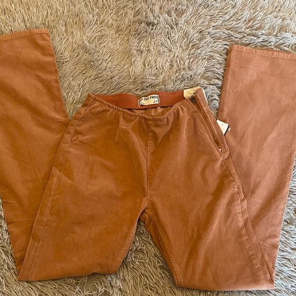 Free People NWT Jenny Skinny flare- 27” - Picture 3 of 4